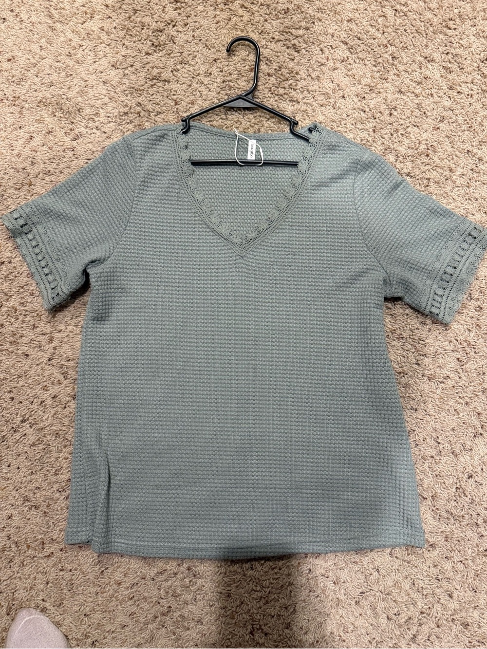 Women's V-Neck Textured Short Sleeve Top - Sage Green